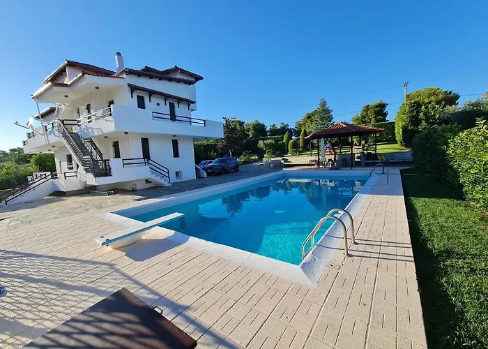 Villa Chryspa Attica